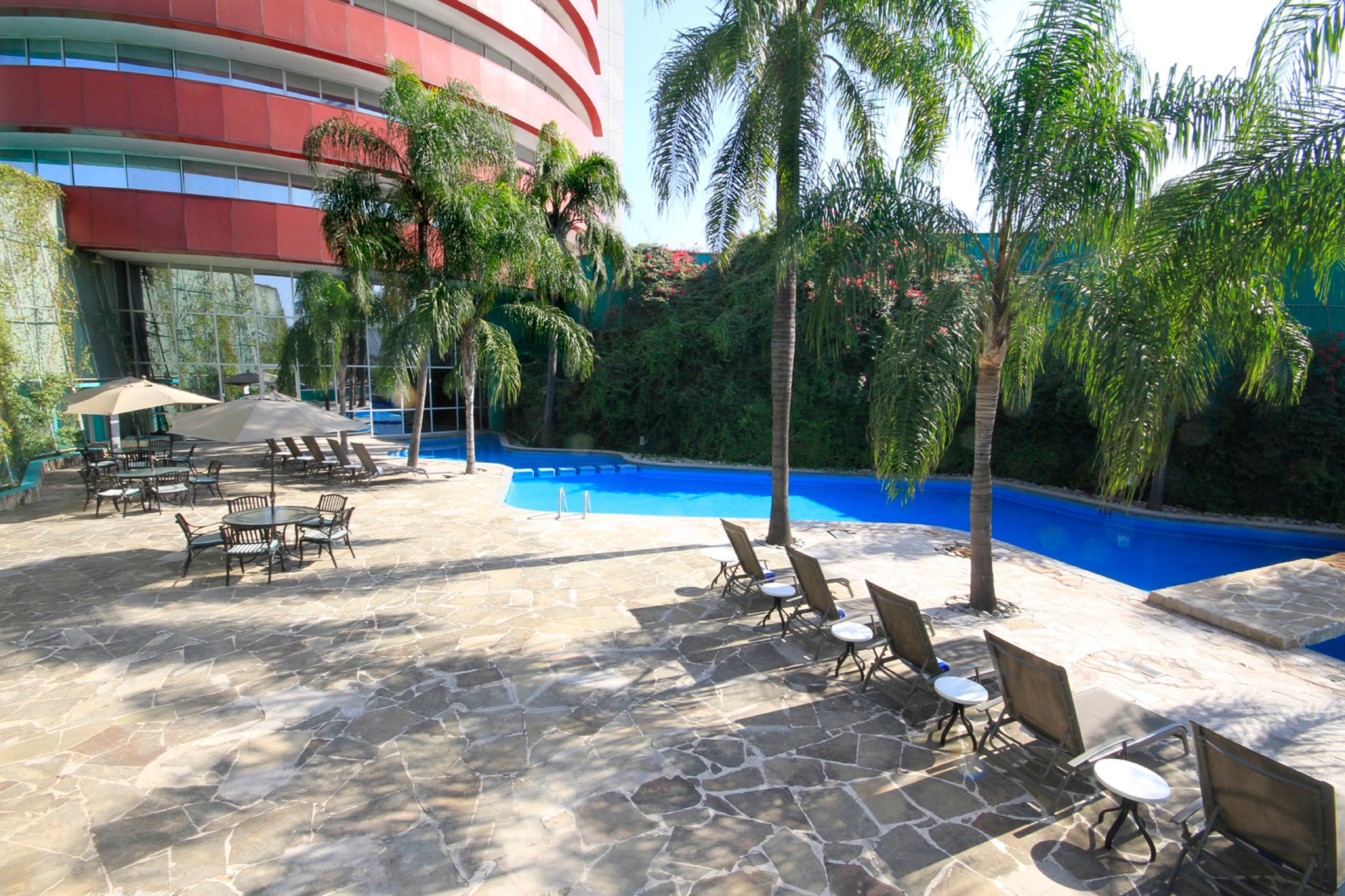 Holiday Inn Monterrey-Parque Fundidora By Ihg Экстерьер фото Hotel's pool