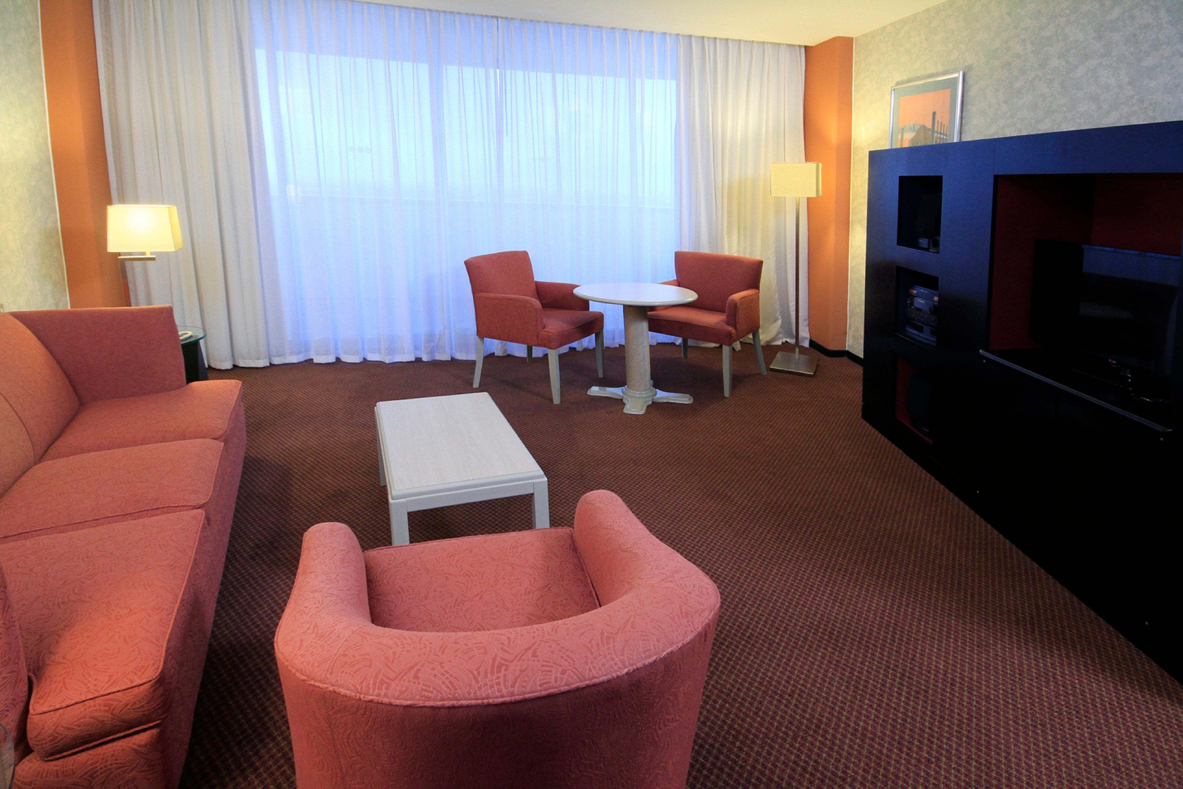 Holiday Inn Monterrey-Parque Fundidora By Ihg Экстерьер фото Suite